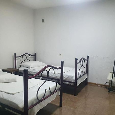 Guest House Zemeli Tbilisi Eksteriør billede