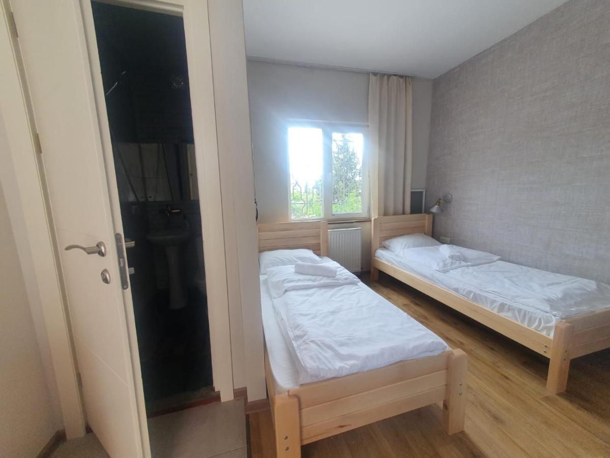 Guest House Zemeli Tbilisi Eksteriør billede