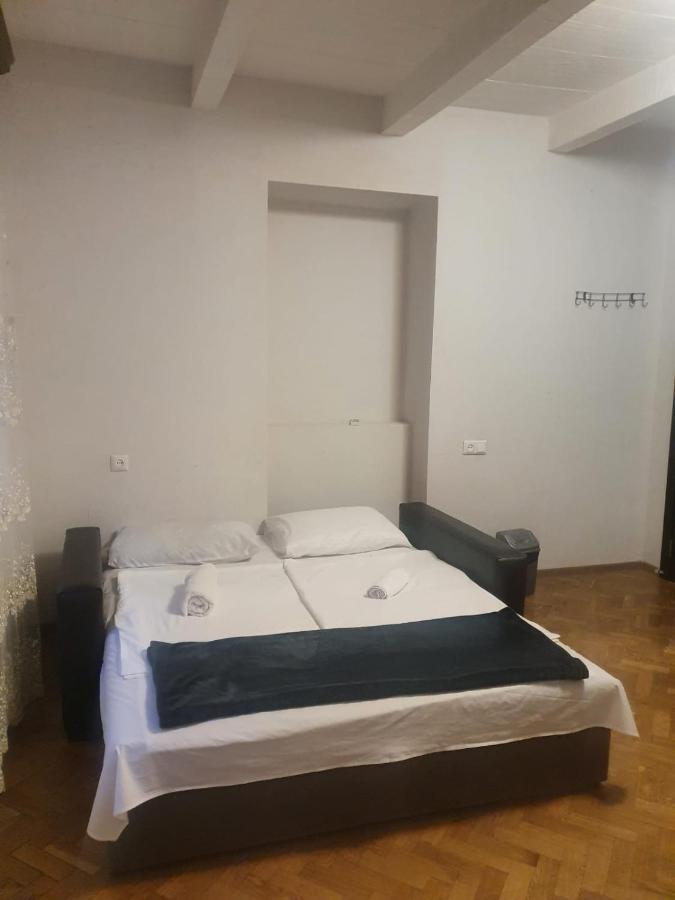 Guest House Zemeli Tbilisi Eksteriør billede