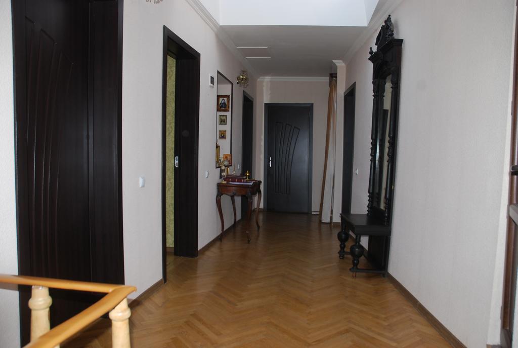 Guest House Zemeli Tbilisi Eksteriør billede