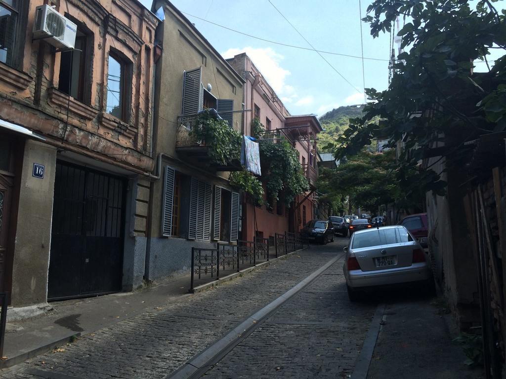 Guest House Zemeli Tbilisi Eksteriør billede